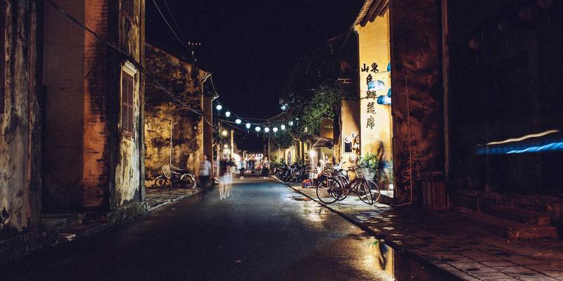 工业原料与化工产品：现代产业链中的化学品供应体系解析