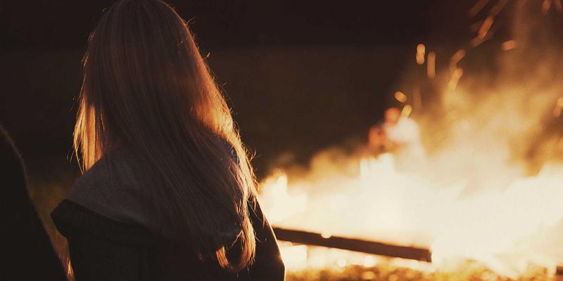 特种工程塑料：新能源汽车轻量化的关键化工原材料选型指南